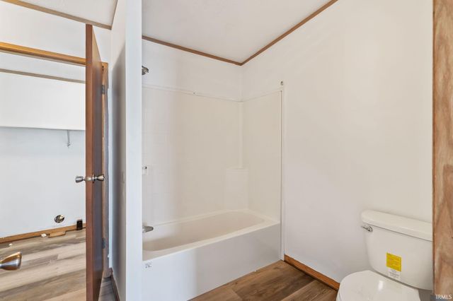 1895 E 800 S, Claypool, IN 46510