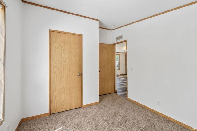 1895 E 800 S, Claypool, IN 46510