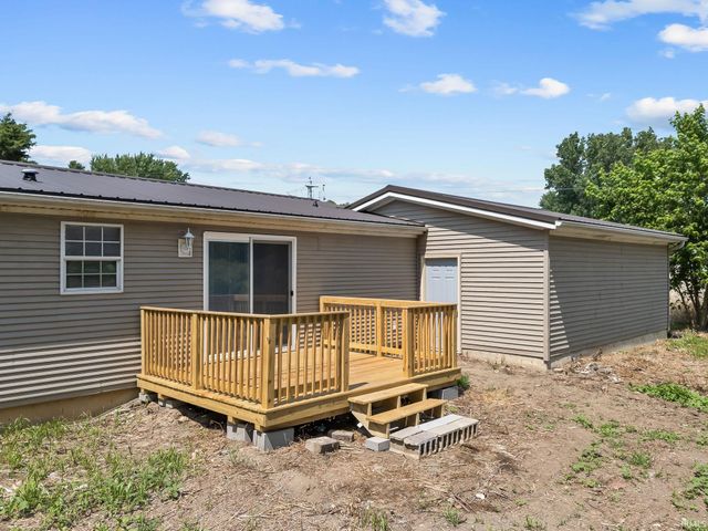 1895 E 800 S, Claypool, IN 46510