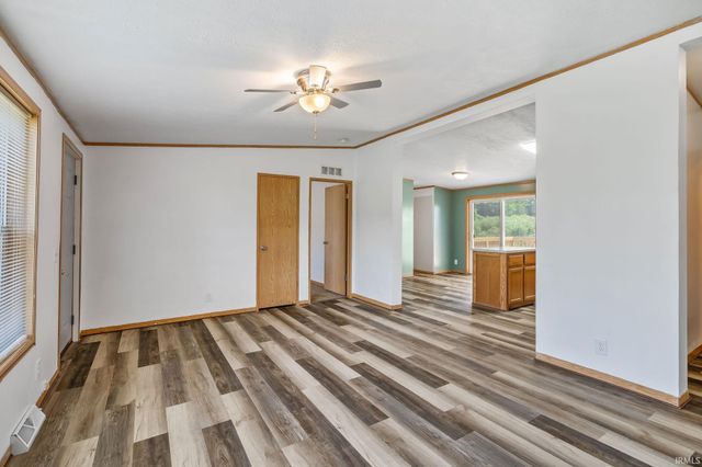 1895 E 800 S, Claypool, IN 46510