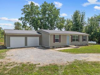 1895 E 800 S, Claypool, IN 46510