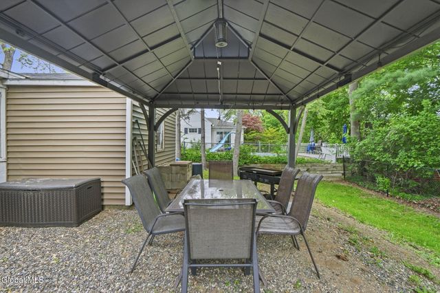 53 Pleasant Court, Cohoes, NY 12047