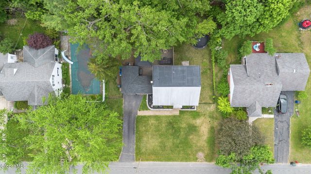 53 Pleasant Court, Cohoes, NY 12047