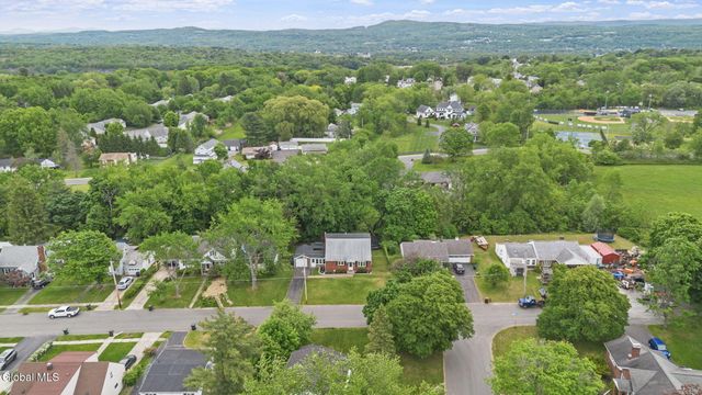 53 Pleasant Court, Cohoes, NY 12047