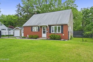 53 Pleasant Court, Cohoes, NY 12047