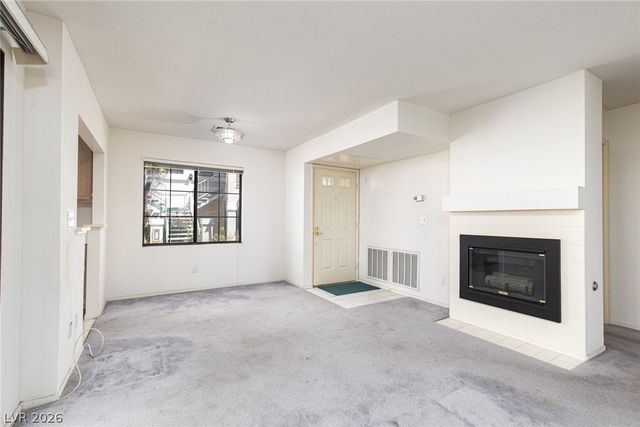 4877 South Torrey Pines Drive 105, Las Vegas, NV 89103