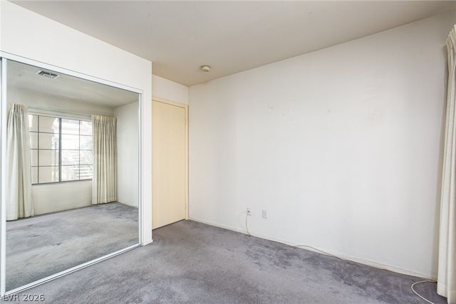 4877 South Torrey Pines Drive 105, Las Vegas, NV 89103