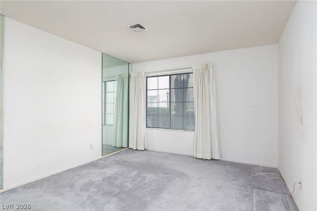 4877 South Torrey Pines Drive 105, Las Vegas, NV 89103