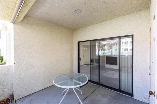 4877 South Torrey Pines Drive 105, Las Vegas, NV 89103