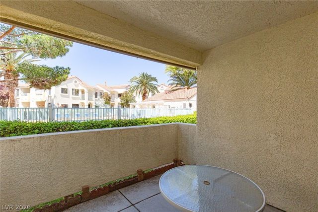4877 South Torrey Pines Drive 105, Las Vegas, NV 89103