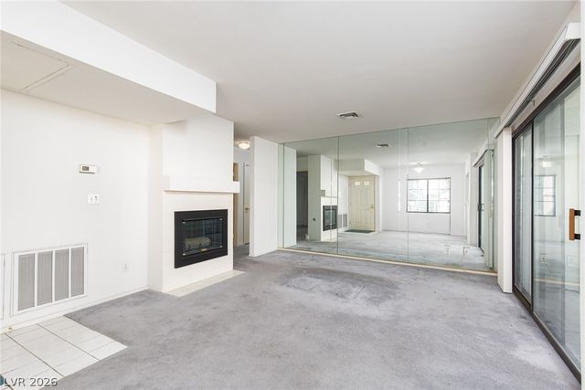 4877 South Torrey Pines Drive 105, Las Vegas, NV 89103