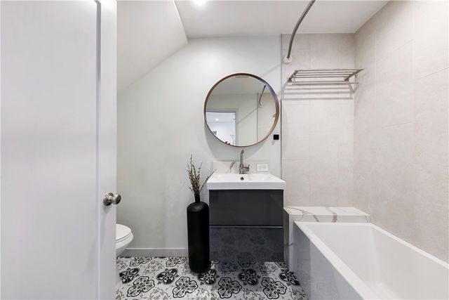 3512 Pacific Avenue 2, Marina Del Rey, CA 90292