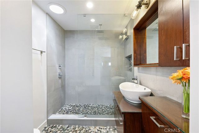 3512 Pacific Avenue 2, Marina Del Rey, CA 90292