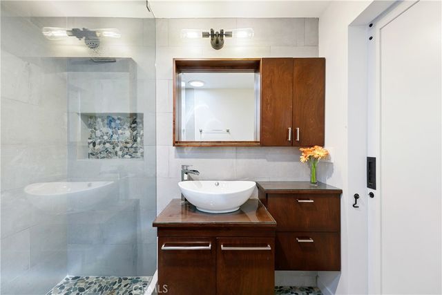 3512 Pacific Avenue 2, Marina Del Rey, CA 90292