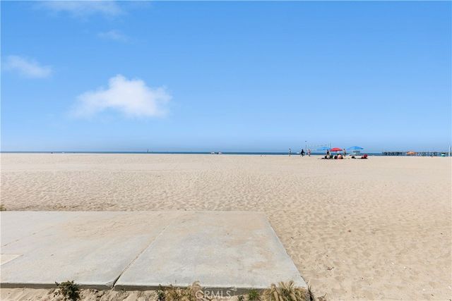 3512 Pacific Avenue 2, Marina Del Rey, CA 90292
