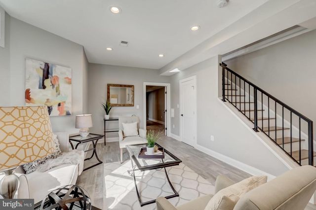 319 R ST NW, Washington, DC 20001