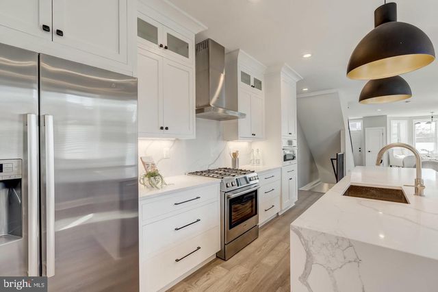 319 R ST NW, Washington, DC 20001