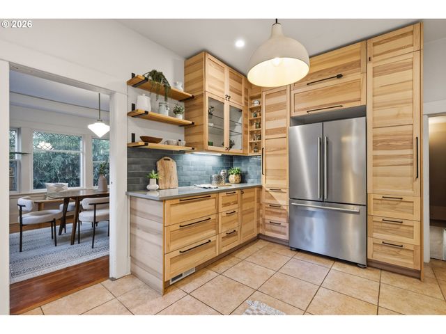 5405 Ne 30TH Ave, Portland, OR 97211