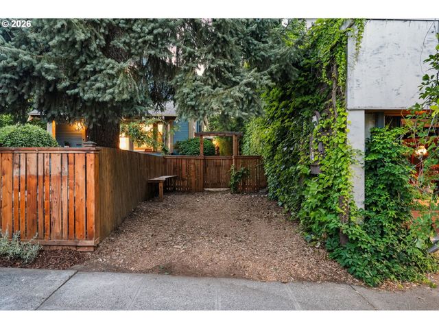 5405 Ne 30TH Ave, Portland, OR 97211