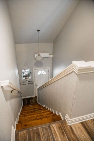 908 S Wood Avenue, Fayetteville, AR 72701
