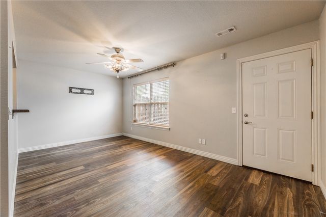 908 S Wood Avenue, Fayetteville, AR 72701