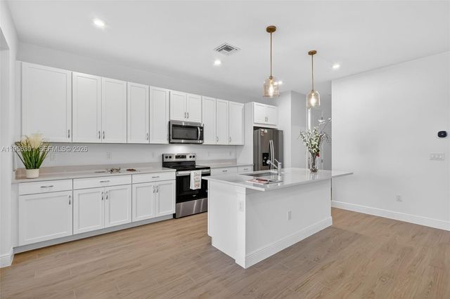 3595 NW Solange Ct, Jensen Beach, FL 34957