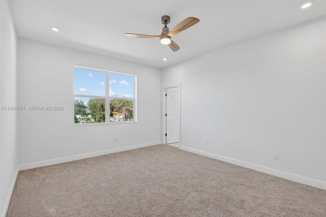 3595 NW Solange Ct, Jensen Beach, FL 34957