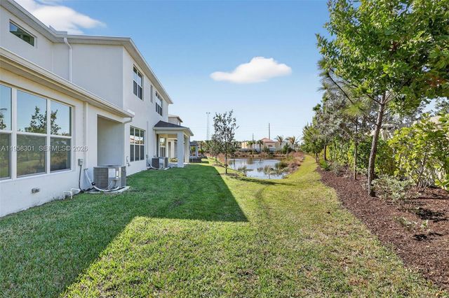 3595 NW Solange Ct, Jensen Beach, FL 34957