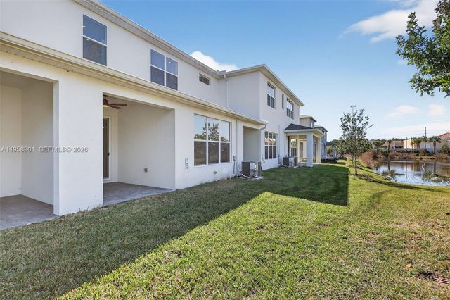 3595 NW Solange Ct, Jensen Beach, FL 34957