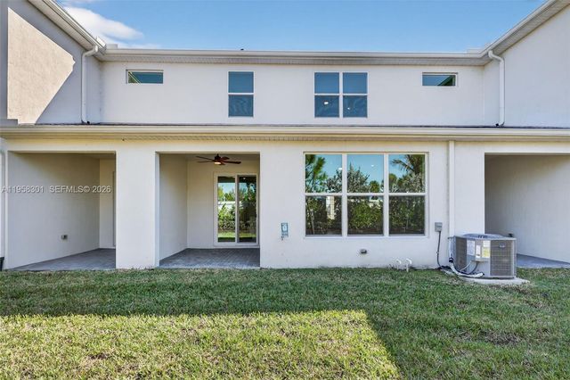 3595 NW Solange Ct, Jensen Beach, FL 34957