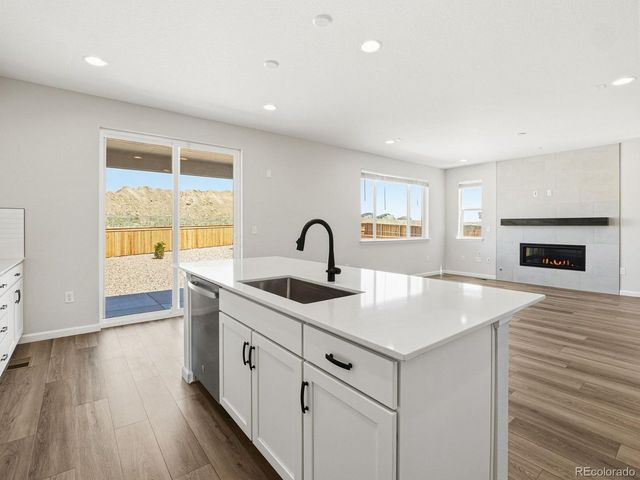 17923 E 93rd Ave, Commerce City, CO 80022