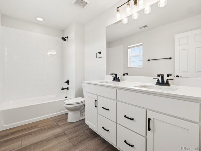 17923 E 93rd Ave, Commerce City, CO 80022