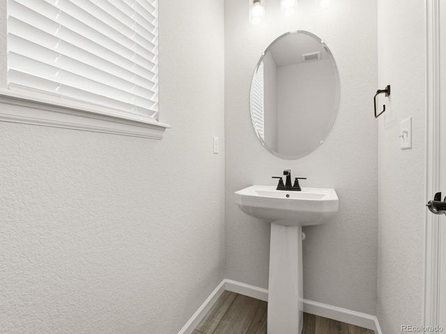 17923 E 93rd Ave, Commerce City, CO 80022
