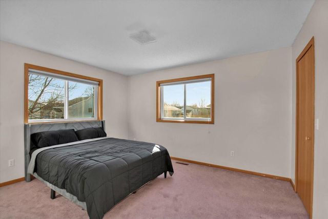 402 13th Avenue NE, Buffalo, MN 55313