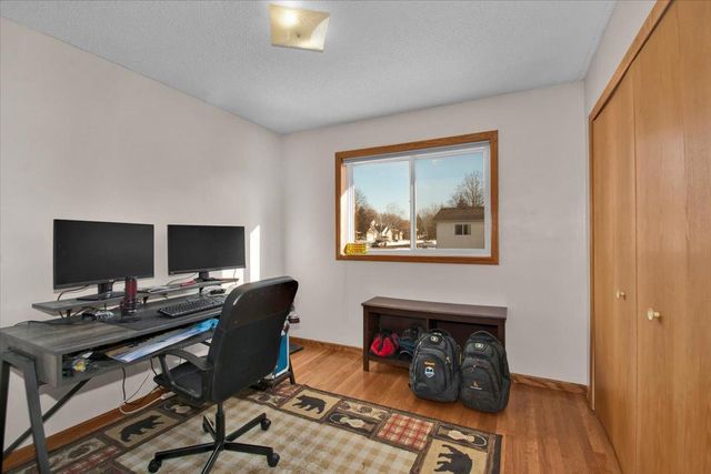 402 13th Avenue NE, Buffalo, MN 55313