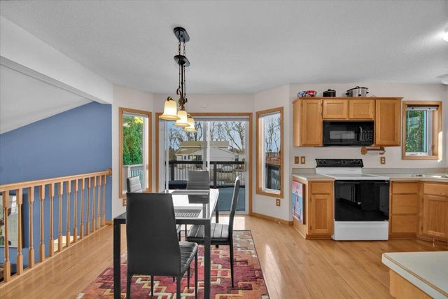 402 13th Avenue NE, Buffalo, MN 55313
