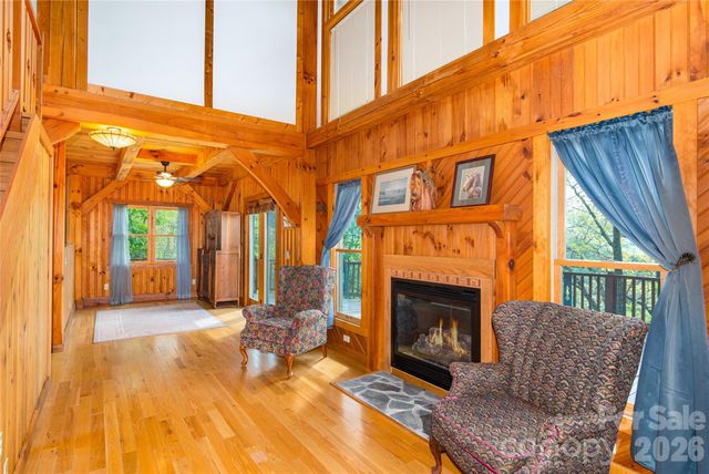 1602 Forest Run Road, Whittier, NC 28789