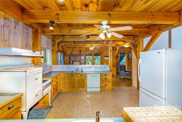 1602 Forest Run Road, Whittier, NC 28789