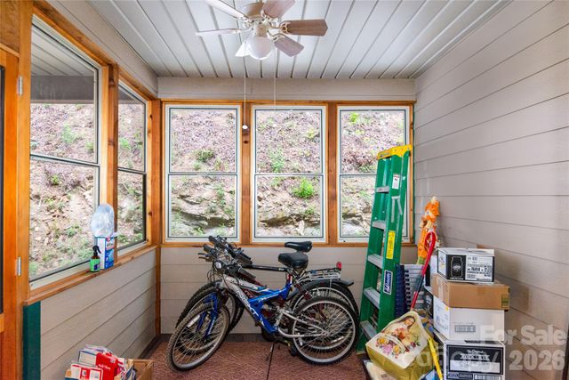 1602 Forest Run Road, Whittier, NC 28789