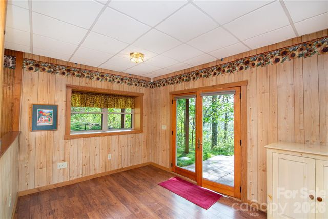 1602 Forest Run Road, Whittier, NC 28789