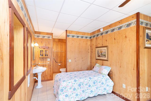 1602 Forest Run Road, Whittier, NC 28789