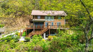 1602 Forest Run Road, Whittier, NC 28789