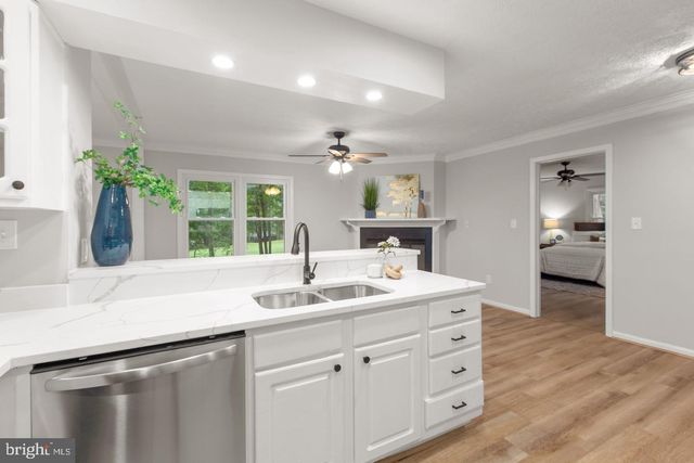 121 EAGLE CT, Locust Grove, VA 22508