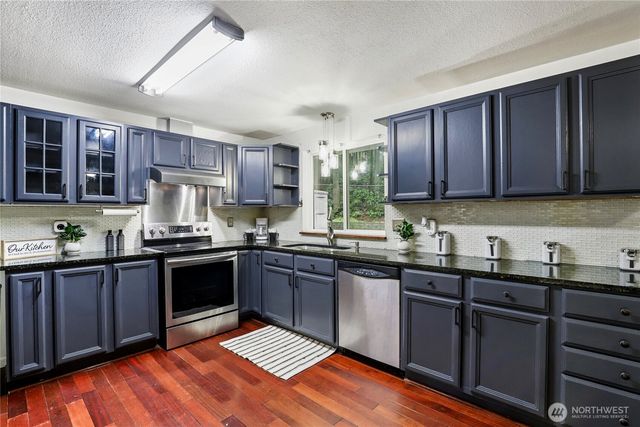 845 SW Shannon Drive, Port Orchard, WA 98367