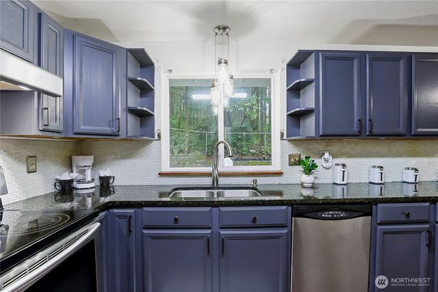 845 SW Shannon Drive, Port Orchard, WA 98367