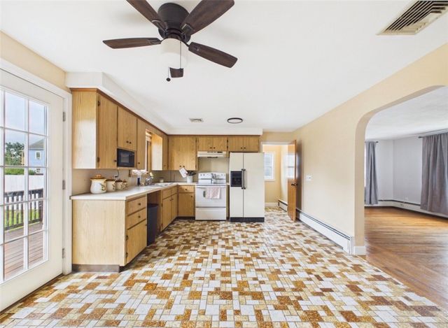89 Sharon Street, Cranston, RI 02910