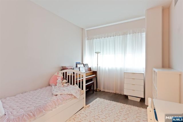 800 Ave At Port Imperial Boulevard 920, Weehawken, NJ 07086