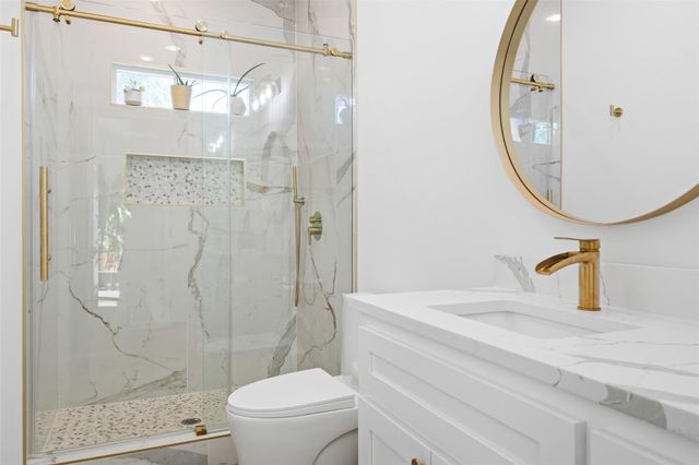 503 W Martin Luther King Jr BLVD, Taylor, TX 76574