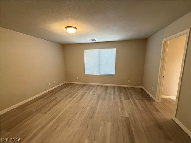 6055 Montana Peak Avenue, Las Vegas, NV 89139
