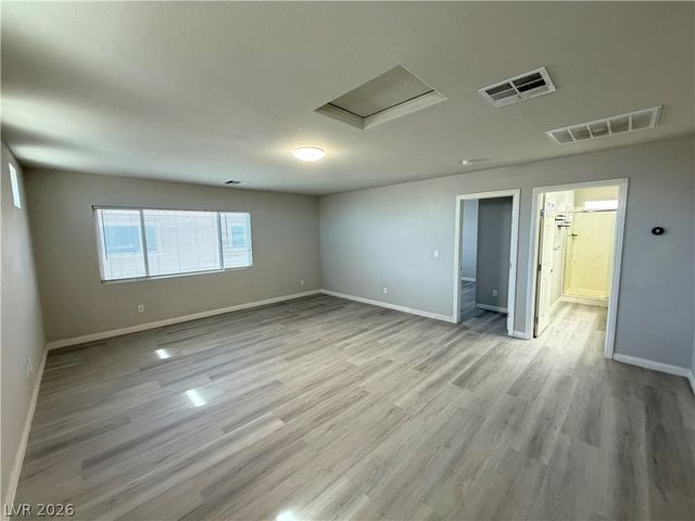 6055 Montana Peak Avenue, Las Vegas, NV 89139